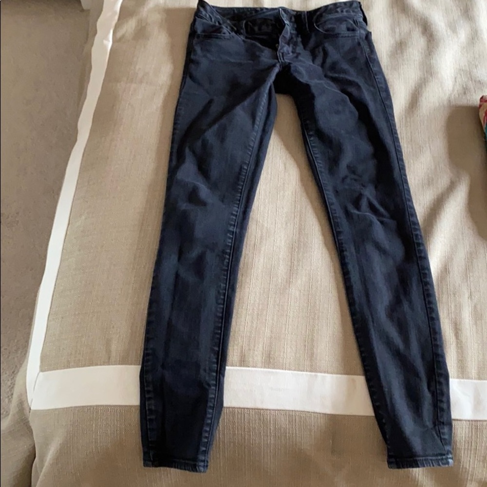 American eagle black skinny jeans!